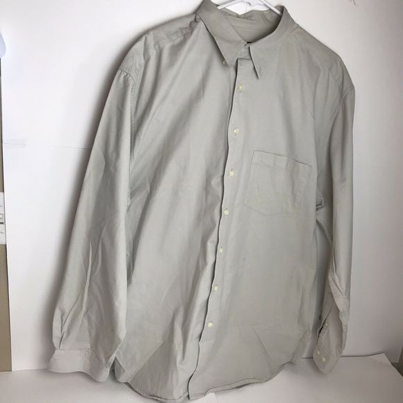 Eddie Bauer 2 Classic Fit Dress Shirts - Picture 8 of 12